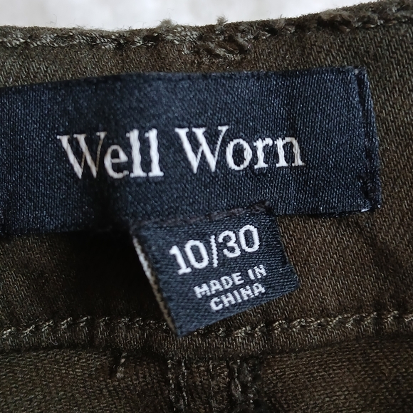 Well Worn Olive Green Cargo - Picture 2 of 6